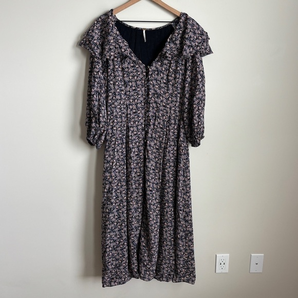 Free People Float On A Sunbeam Floral Boho Flowy Midi Dress Size Medium - Picture 1 of 8